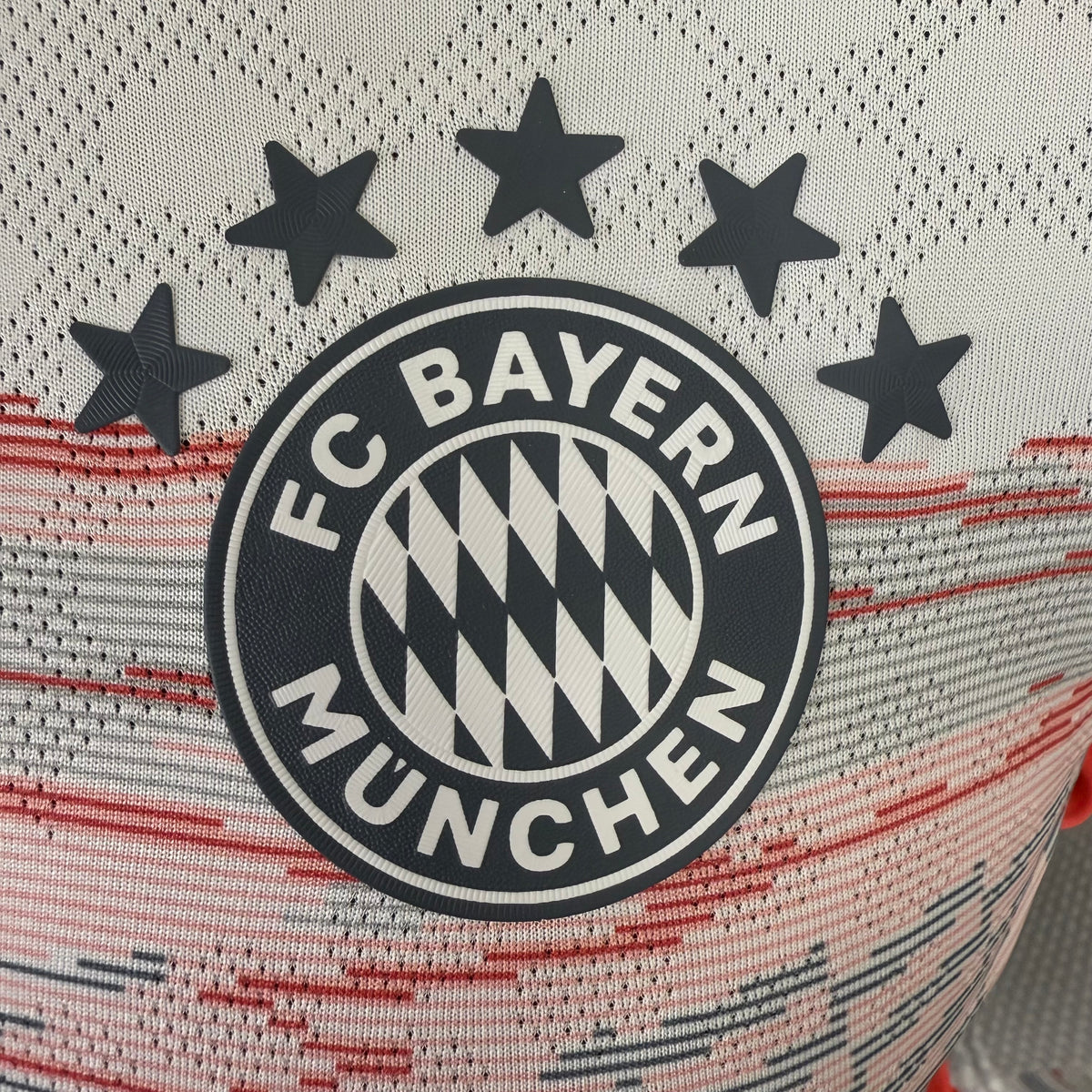 Bayern Múnich 25/26 Visita Vers. Jugador | Manga Larga