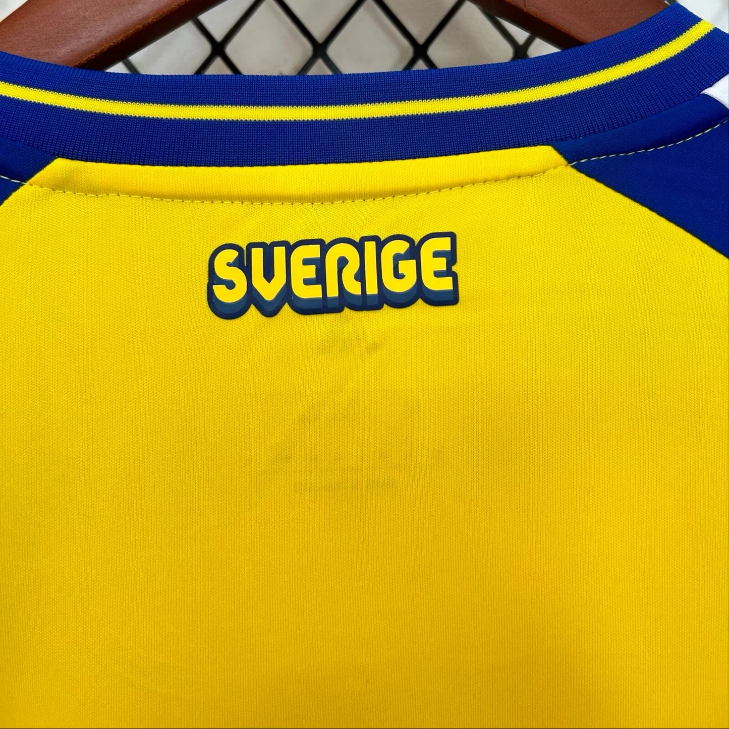 Suecia 2026 - 2027 Local Vers. Jugador
