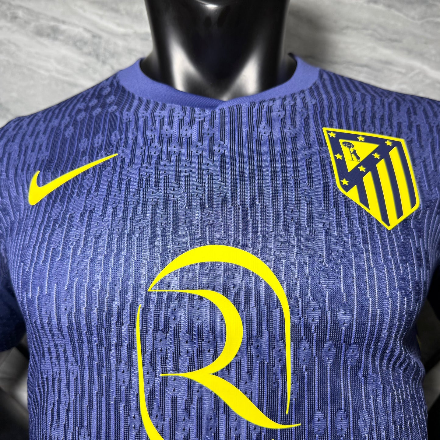 Atlético de Madrid 2025 - 2026 Visitante Vers. Jugador