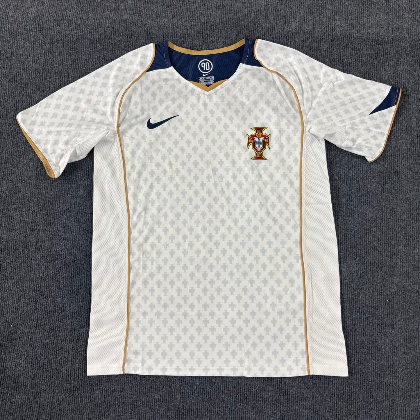 Portugal Retro 2004 Visitante Vers. Jugador