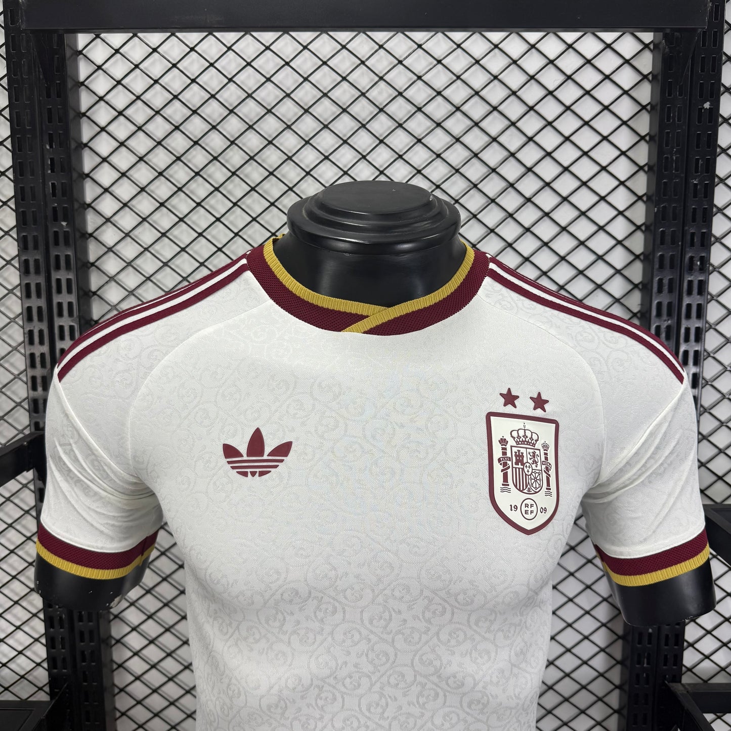 España 26/27 Visita Vers. Jugador | Campeón