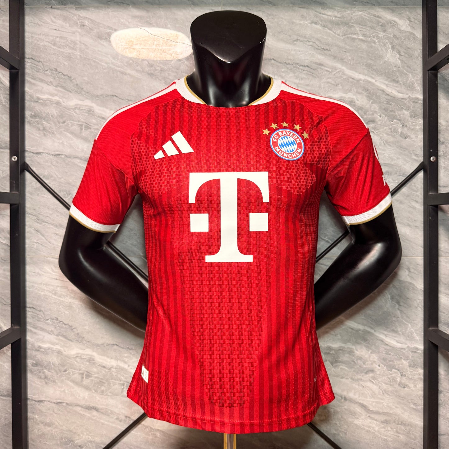 Bayern Múnich 2026 - 2027 Local Vers. Jugador