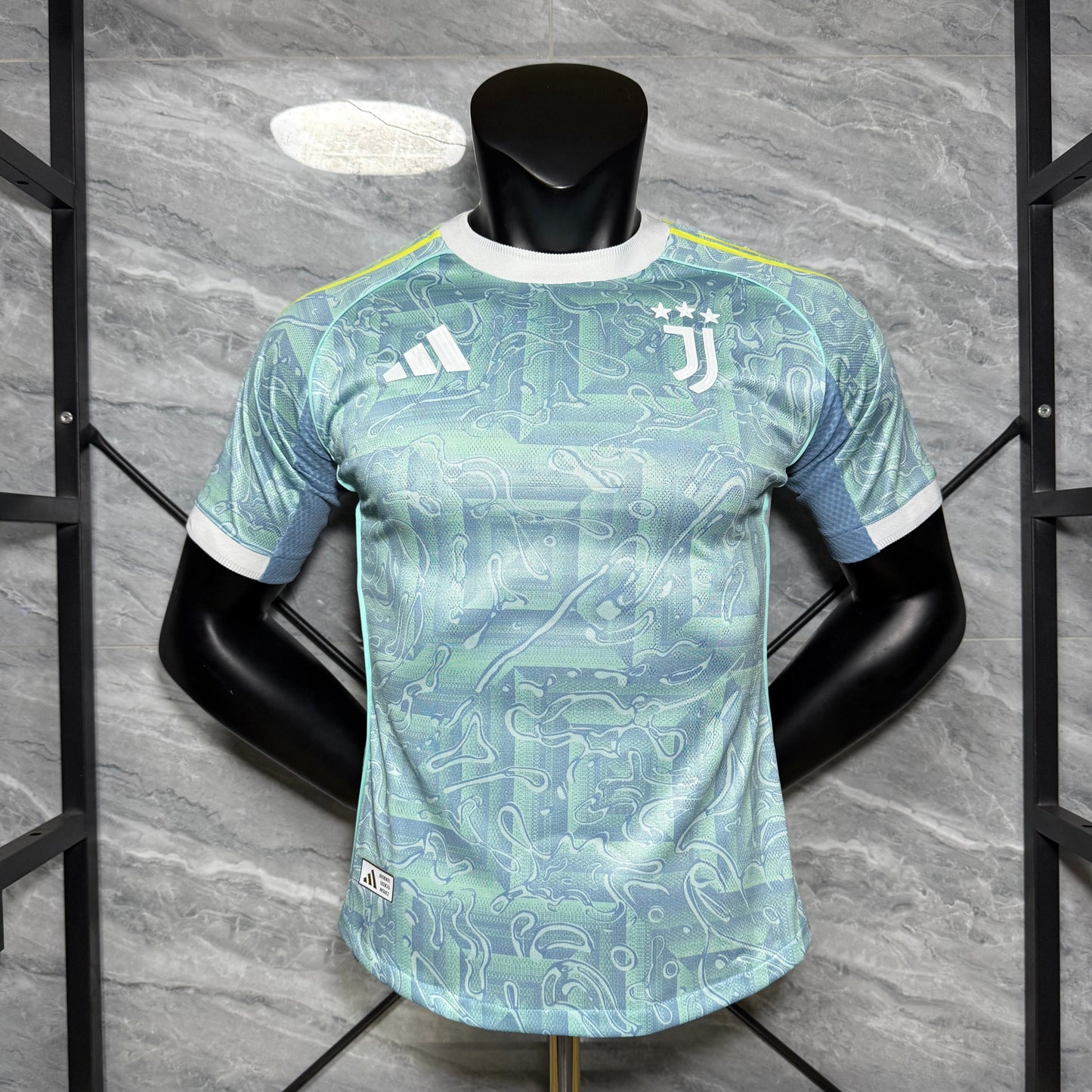 Juventus 2025 - 2026 Visitante Vers. Jugador