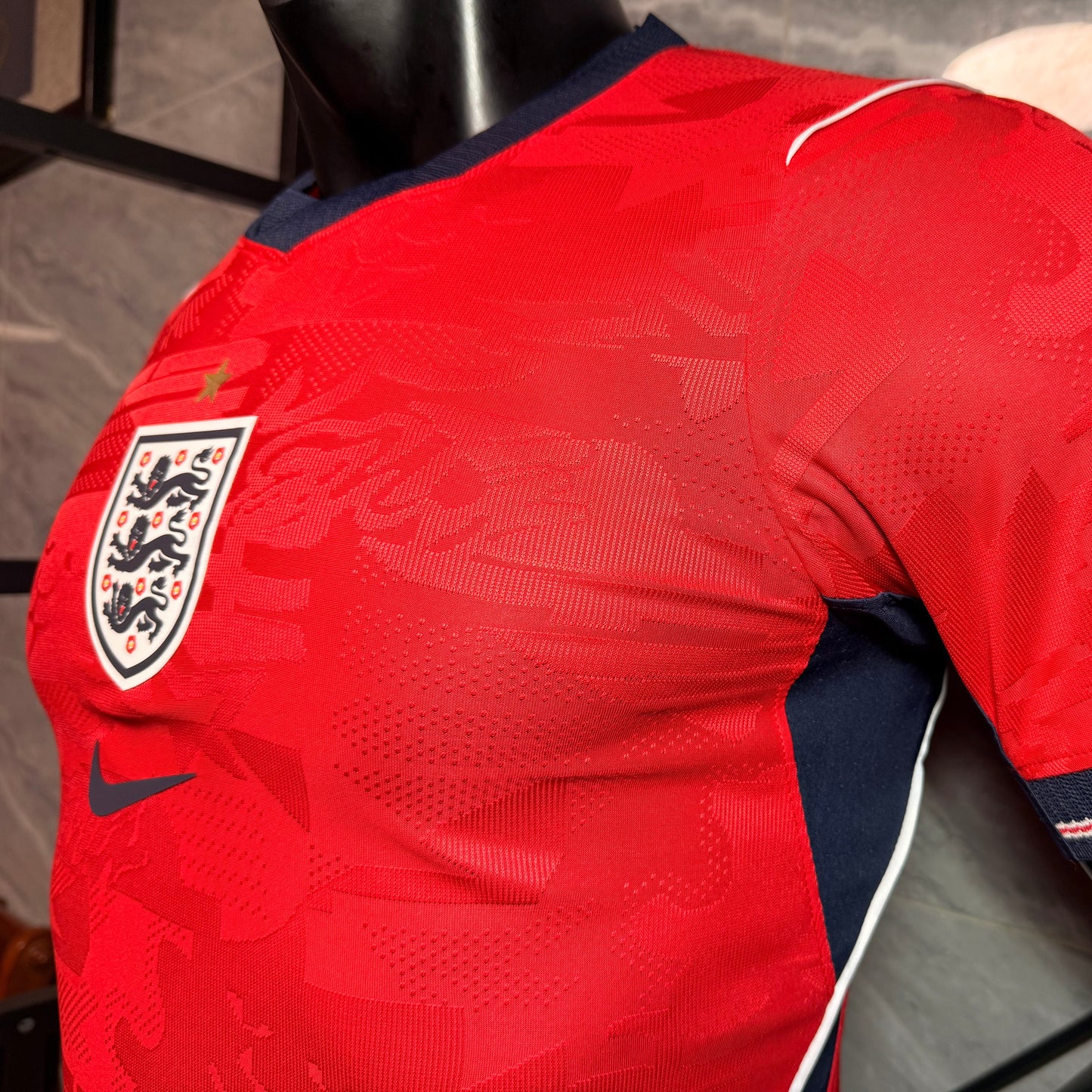 Inglaterra 2026 - 2027 Visitante Vers. Jugador