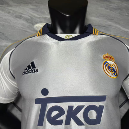 Real Madrid Retro 1999 - 2001 Vers. Jugador
