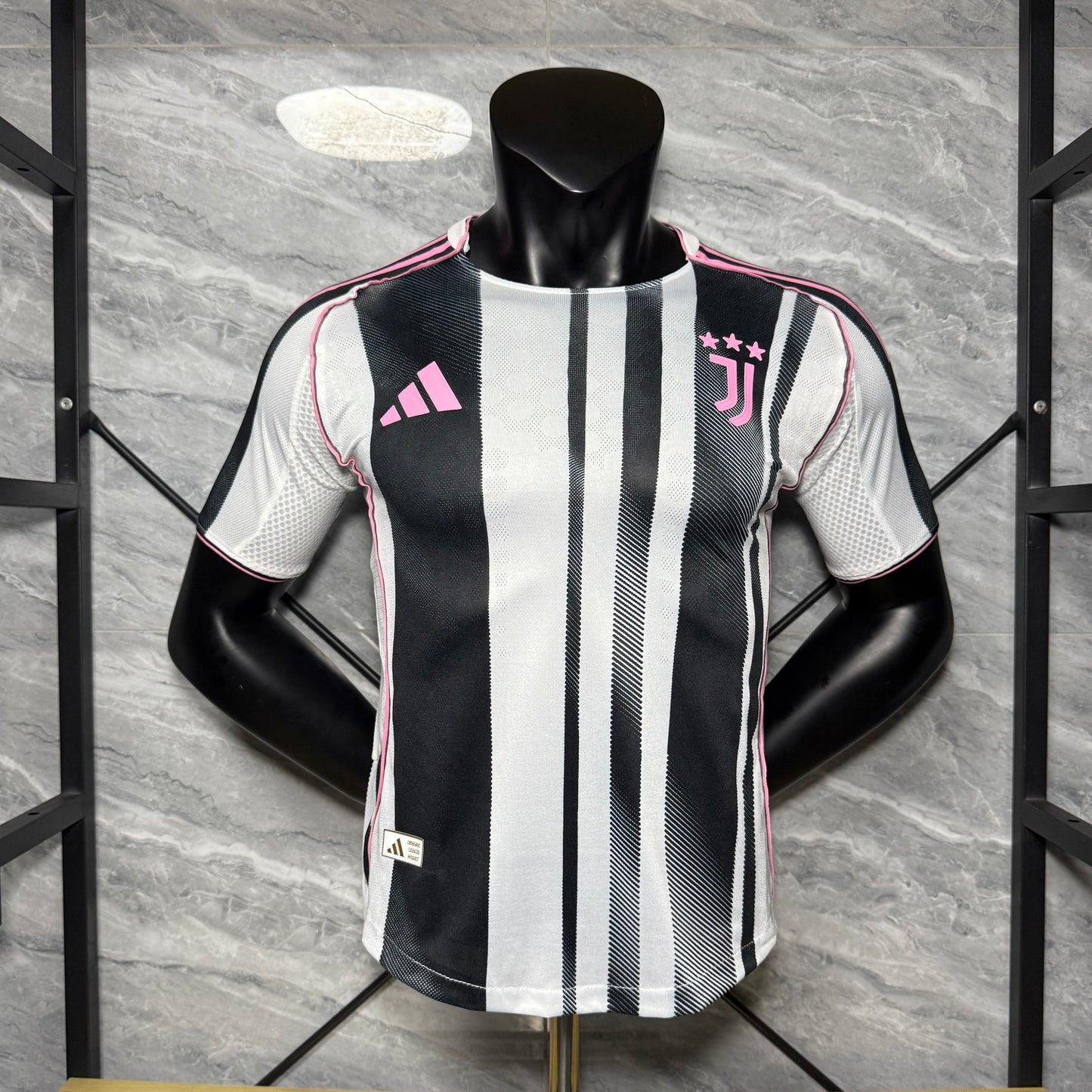 Juventus 2025 - 2026 Local Vers. Jugador