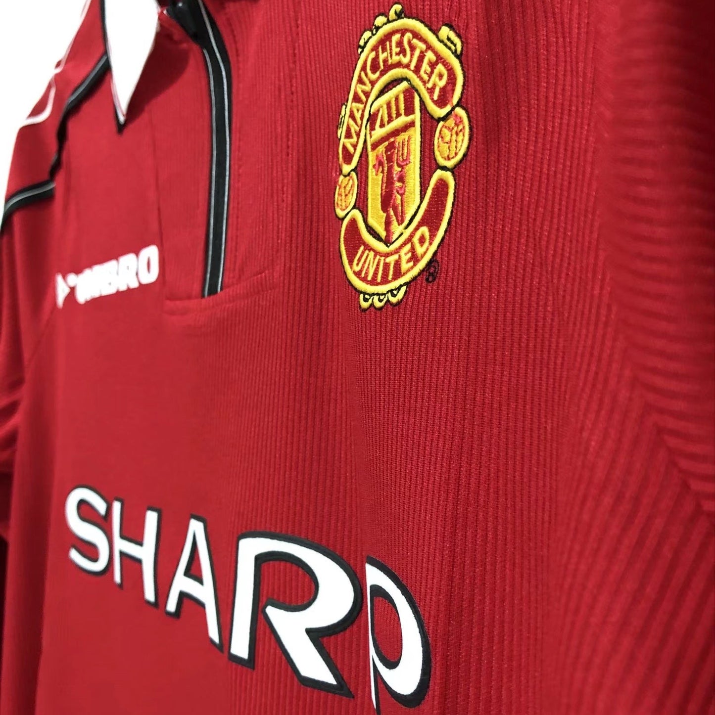 Manchester United 98/99 Local Vers. Retro | Manga Larga