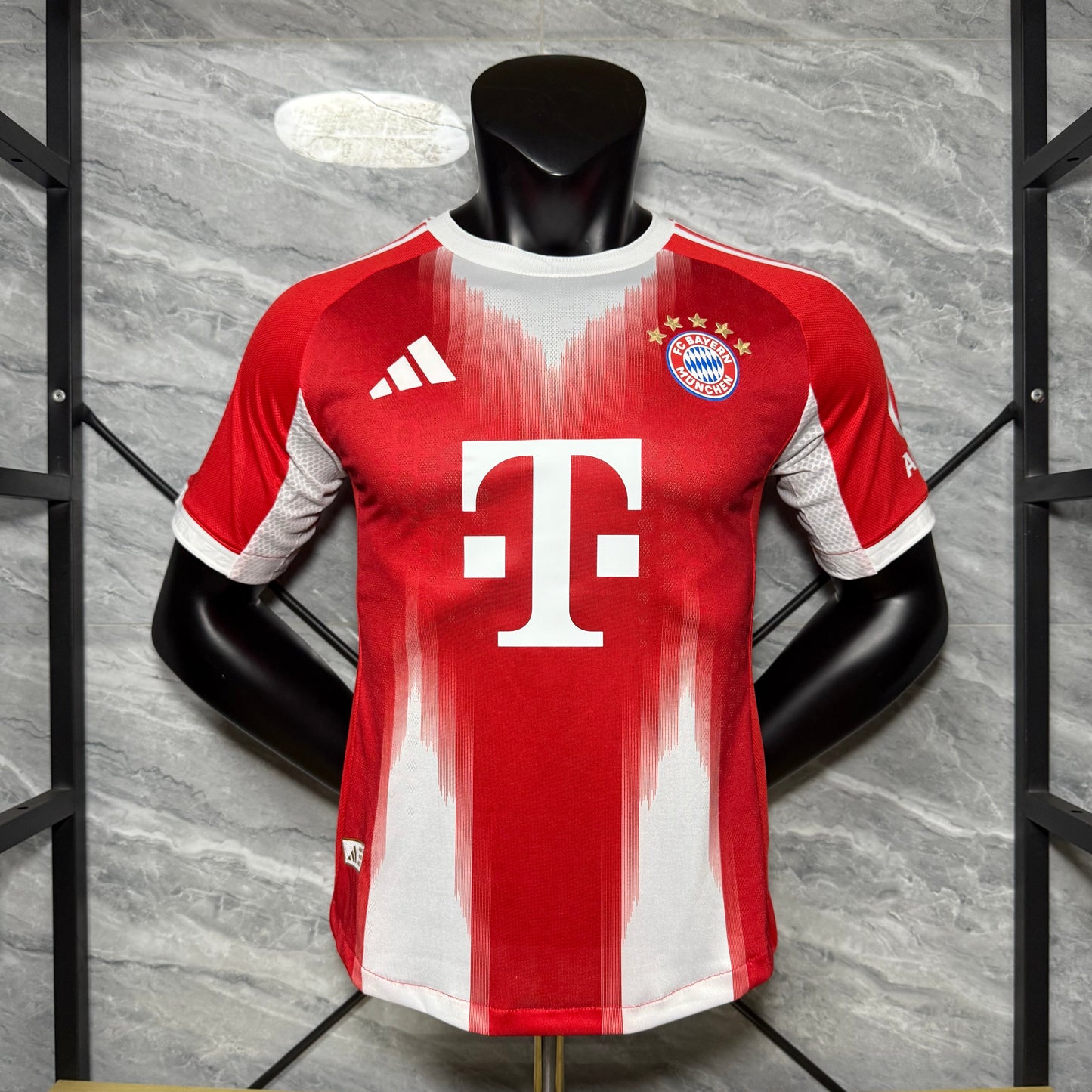Bayern Múnich 2025 - 2026 Local Vers. Jugador