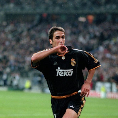 Real Madrid Retro 1999 - 2001 Vers. Jugador
