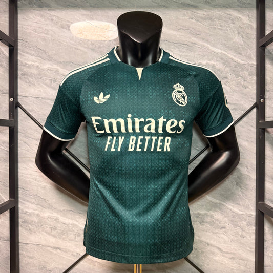 Real Madrid 26/27 Visita Vers. Jugador