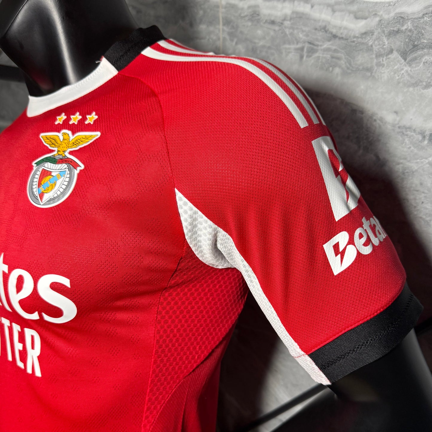 Benfica 2025 - 2026 Local Vers. Jugador
