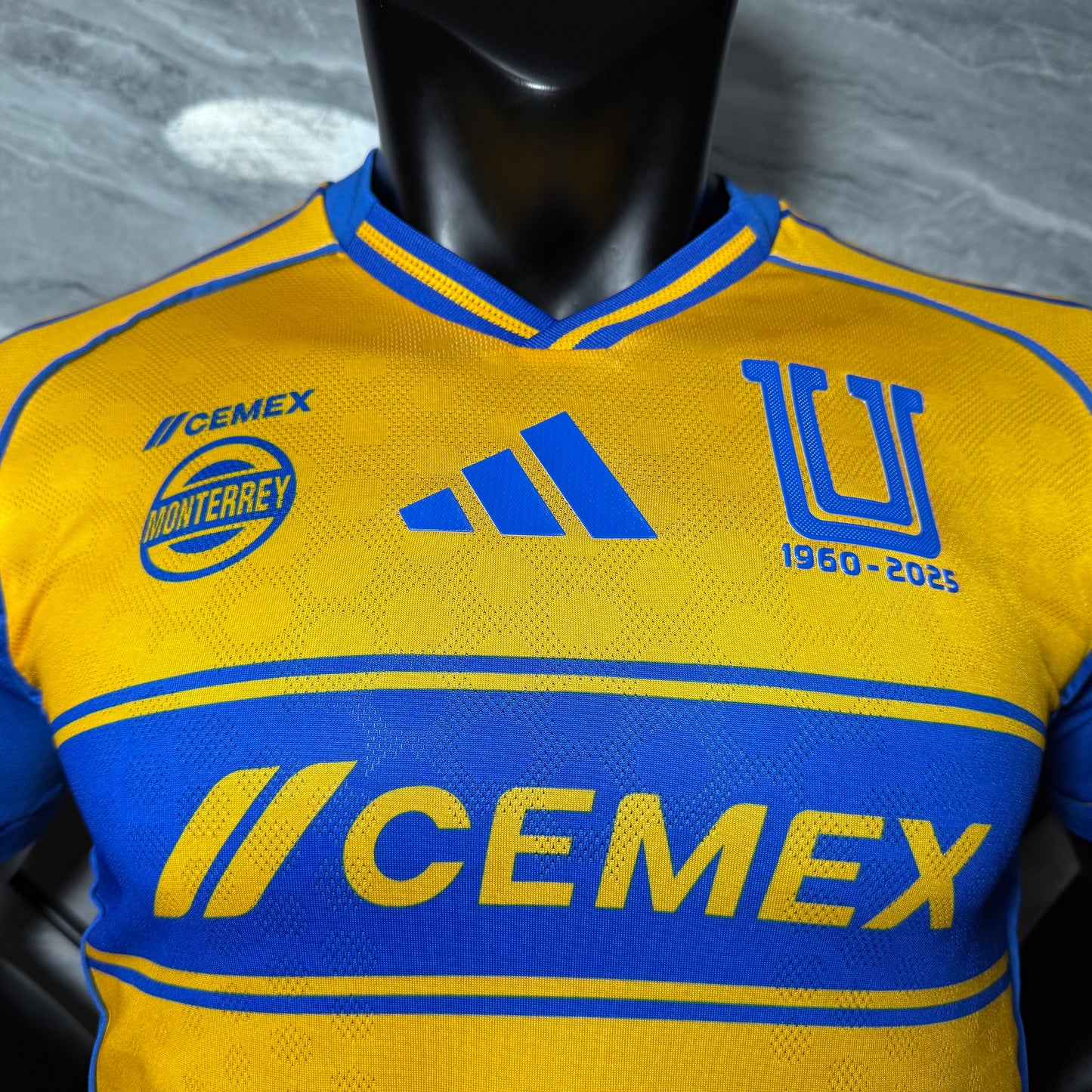 Tigres UANL 2025 - 2026 Local Vers. Jugador