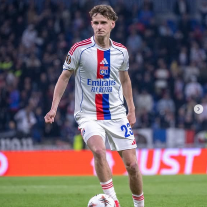 Olympique Lyonnais 2025 - 2026 Local Vers. Jugador