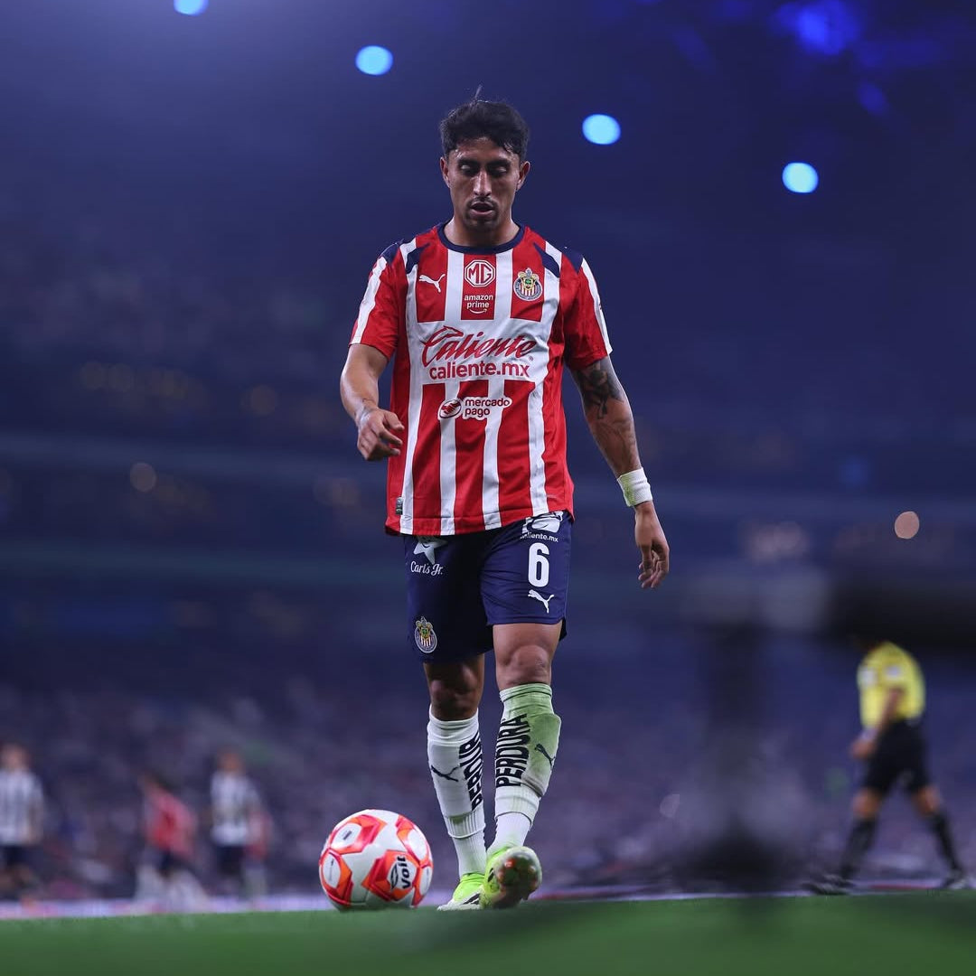 Chivas de Guadalajara 2025 - 2026 Local Vers. Jugador
