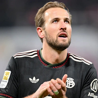 Bayern Múnich 2025 - 2026 Alternativa Vers. Jugador