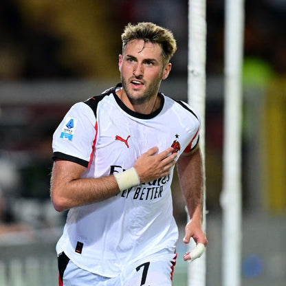 AC Milan 2025 - 2026 Visitante Vers. Jugador