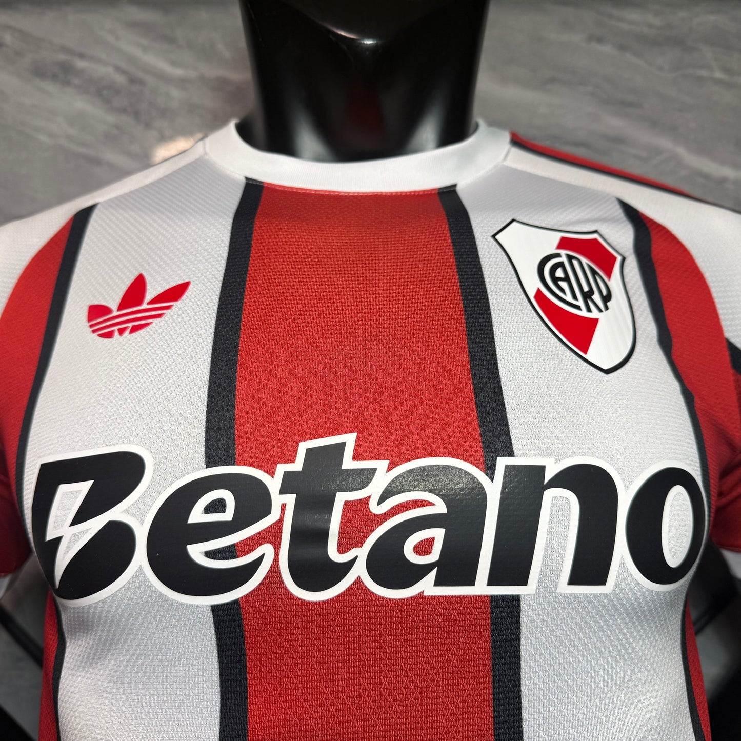 River Plate 2026 - 2027 Visitante Vers. Jugador