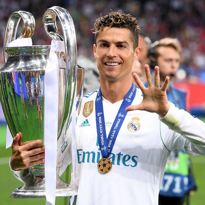 Real Madrid 2017 - 2018 Local Vers. Jugador