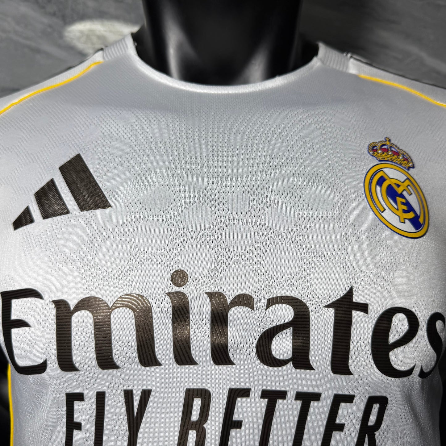 Real Madrid 2025 - 2026 Local Vers. Jugador