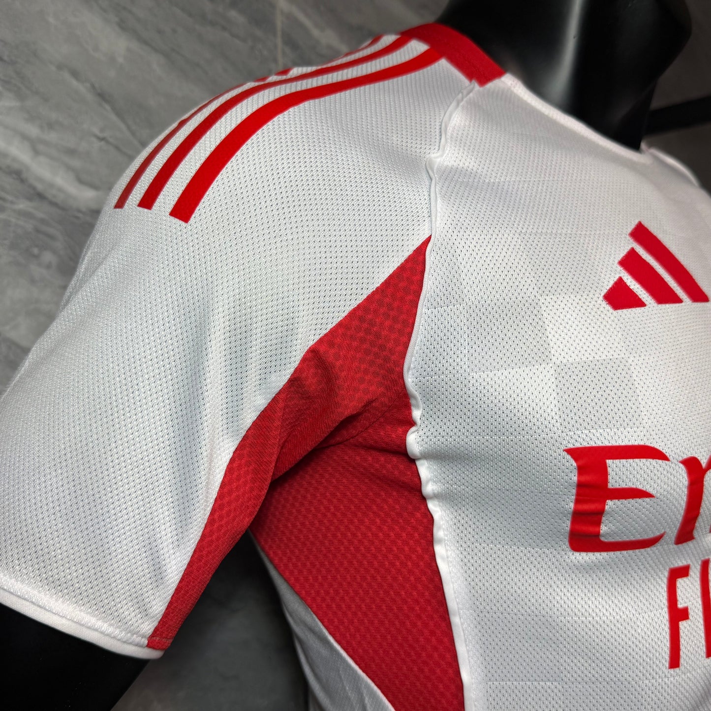Benfica 2025 - 2026 Visitante Vers. Jugador