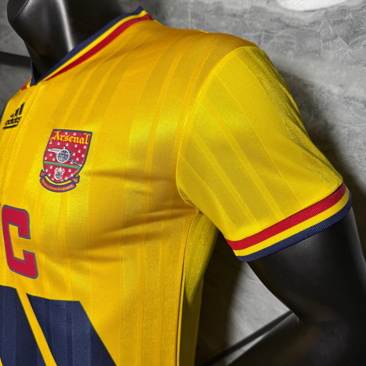 Arsenal Retro 1993 - 1994 Visitante Vers. Jugador