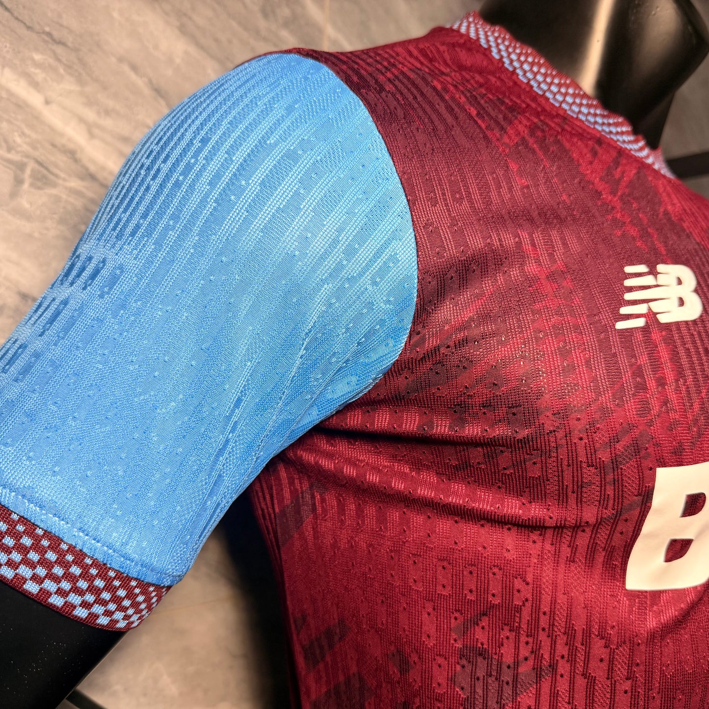 West Ham 26/27 Local Vers. Jugador