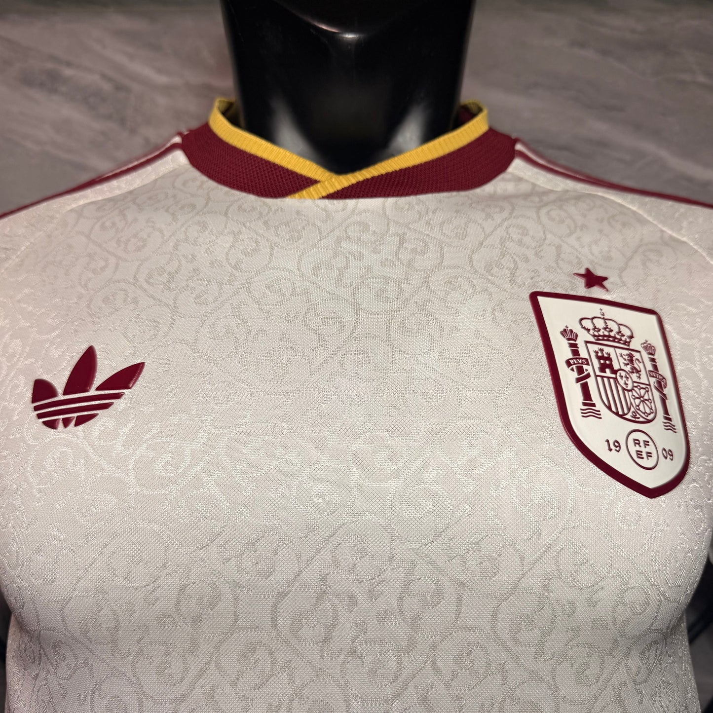 España 2026 - 2027 Visitante Vers. Jugador