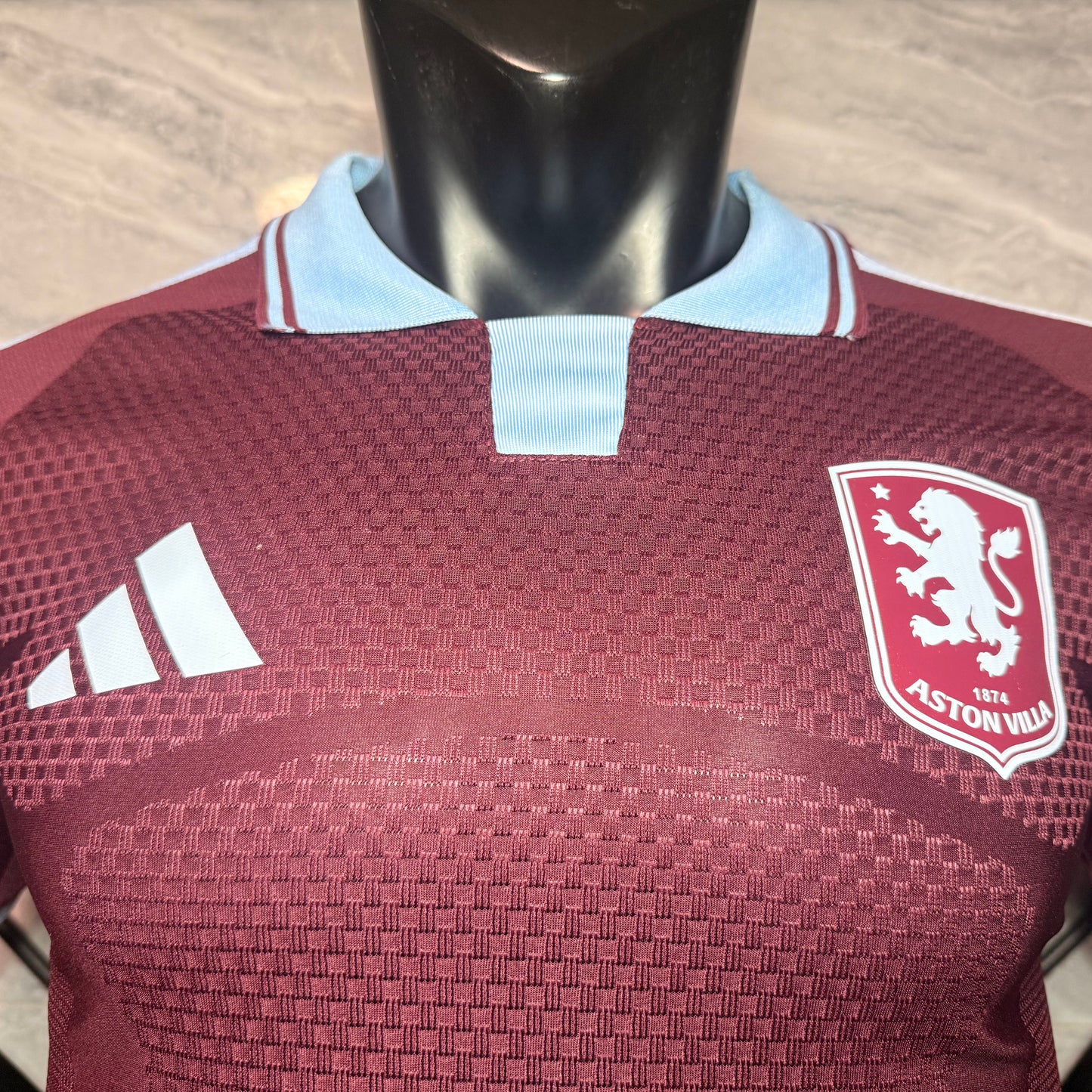 Aston Villa 26/27 Local Vers. Jugador