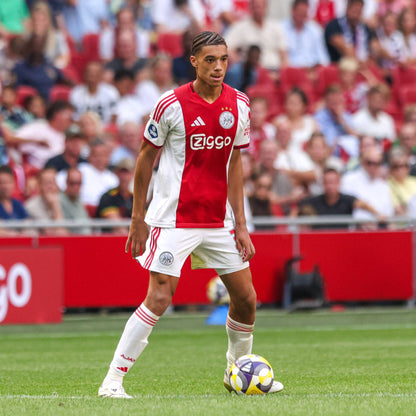 Ajax 2025 - 2026 Local Vers. Jugador